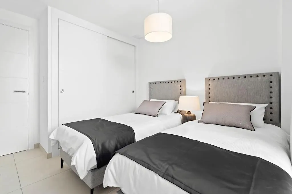 Luxury 2 Bedroom Apartment Walk To Beach Rdr423 Marbella Spanien