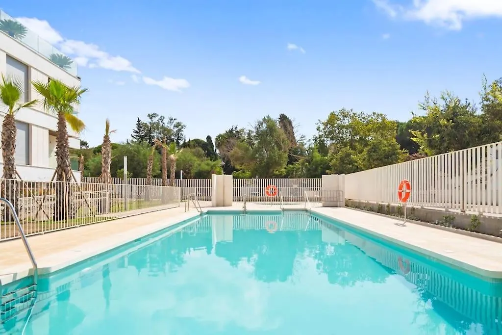 Luxury 2 Bedroom Apartment Walk To Beach Rdr423 Marbella