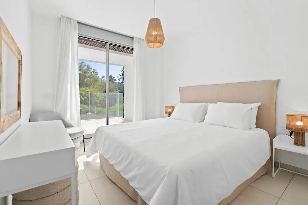 Luxury 2 Bedroom Apartment Walk To Beach Rdr423 Marbella