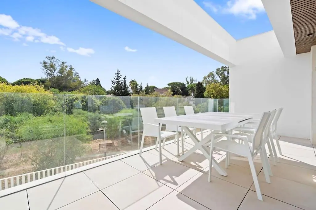 Luxury 2 Bedroom Apartment Walk To Beach Rdr423 Marbella