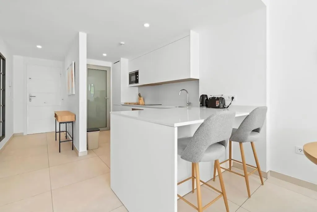 Luxury 2 Bedroom Apartment Walk To Beach Rdr423 Marbella Spain