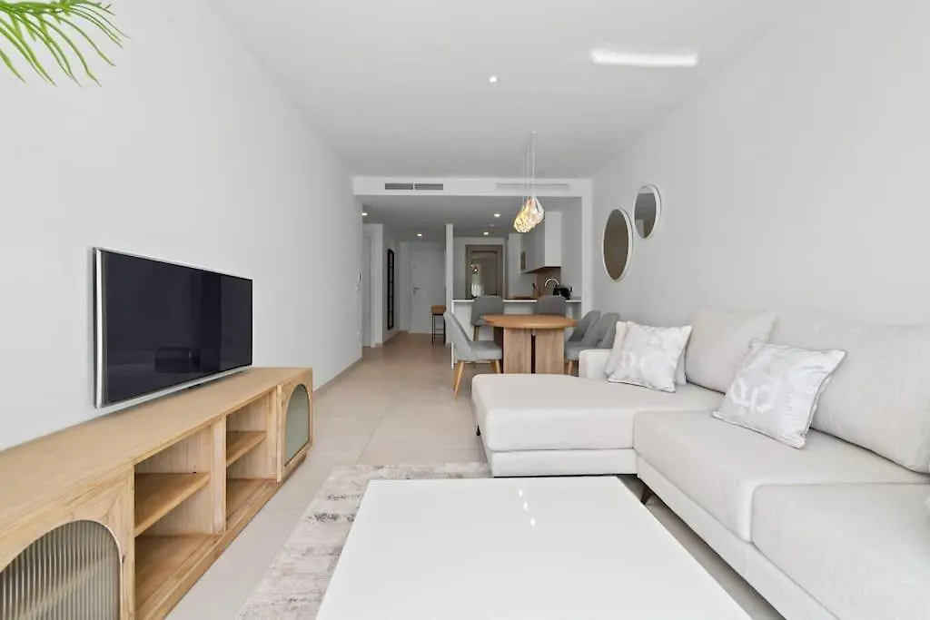 Luxury 2 Bedroom Apartment Walk To Beach Rdr423 Marbella